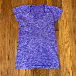 Lululemon Run: Swiftly Tech Short Sleeve Scoop in Heathered Bruised Berry